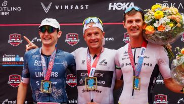 Kristian Blummenfelt Kieran Lindars Gregory Barnaby Podio del IRONMAN Frankfurt 2024 Crédito de la foto IRONMAN