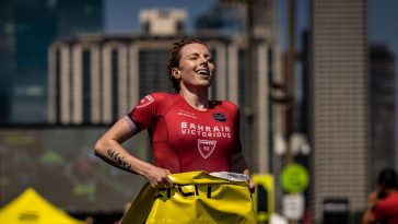 Georgia Taylor Brown gana el Supertri Chicago 2024 Crédito de la foto: Supertri