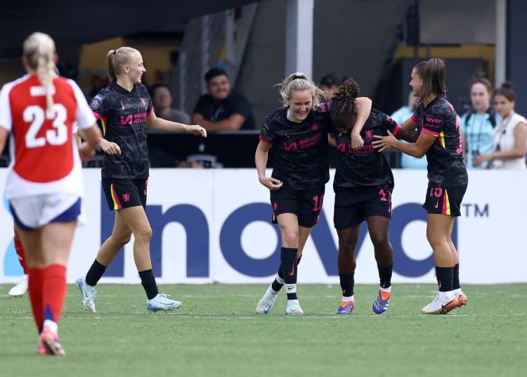 Arsenal Women v Chelsea Women - Pre Season Friendly