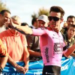 Rigoberto Urán se fractura la cadera y abandona el 'último baile' Vuelta a España