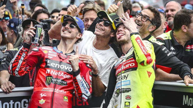 Valentino Rossi analiza la 'complicada' temporada 2024 de Marco Bezzecchi | Noticias BikeSport