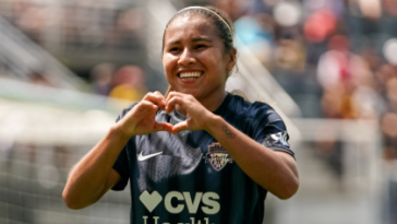 Vea gol y asistencia de Leicy Santos en su debut con Washington Spirit | Colombianos en el Exterior