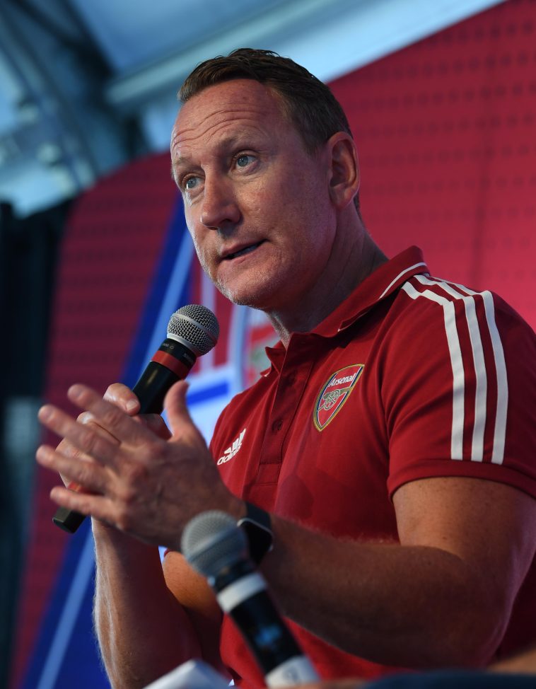 Ray Parlour ha dado su opinión sobre el acuerdo