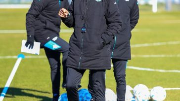 Costas, DT del equipo más goleador del campeonato. Foto: Prensa Racing.