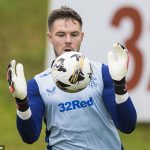 Jack Butland dice que estaría feliz de quedarse en los Rangers después de recibir garantías sobre su futuro