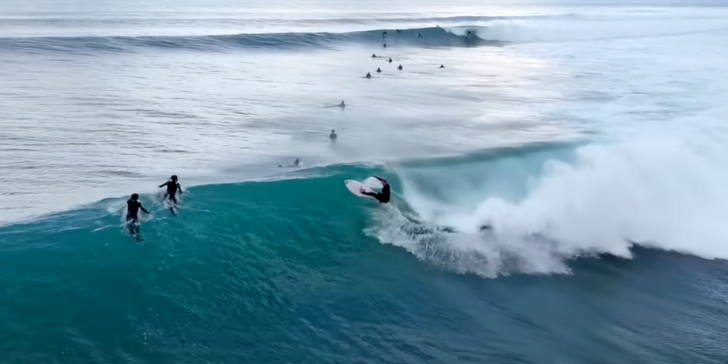 ¿El point break de derecha más 'MEJOR' y 'MÁS TIBURÓN' del MUNDO?