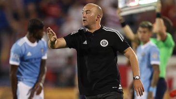 Nick Cushing está escalando posiciones como entrenador con el New York City FC en la Major League Soccer