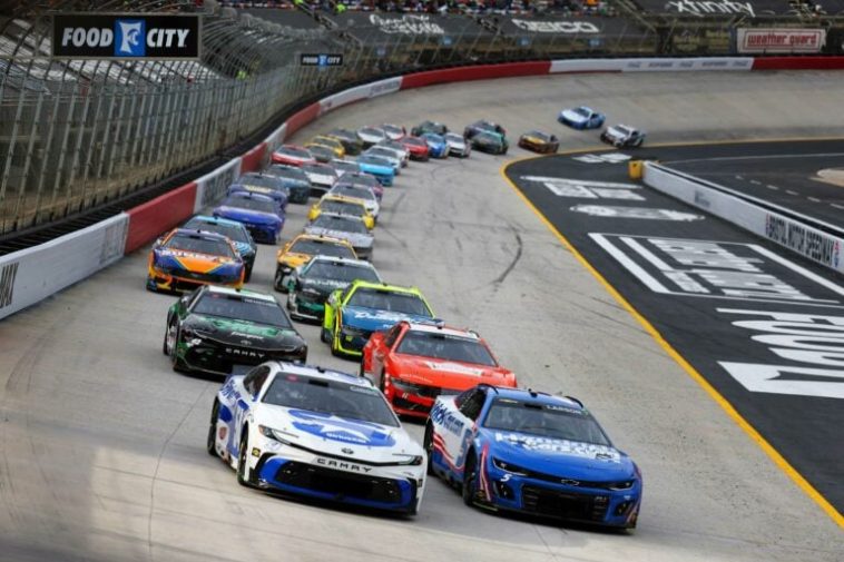 Alineación de salida de Bristol: septiembre de 2024 (NASCAR Cup Series)