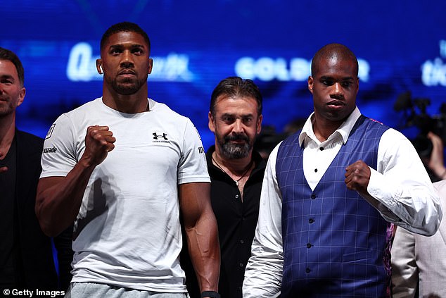 Anthony Joshua (izquierda) afirmó que había