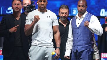 Anthony Joshua (en la foto de la izquierda) se enfrentará a Daniel Dubois (derecha) por una oportunidad de convertirse en tres veces campeón mundial al reclamar el título mundial de peso pesado de la FIB.