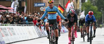 Campeonato Mundial de Ruta UCI: Lotte Kopecky se adjudica el segundo título consecutivo de carrera femenina de élite en ruta