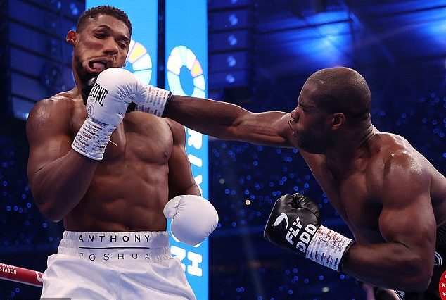 Anthony Joshua fue duramente derrotado por su rival británico Daniel Dubois el fin de semana pasado.