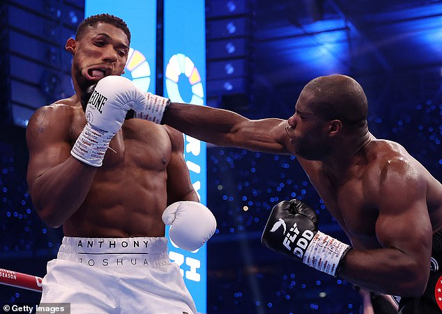 Anthony Joshua fue duramente derrotado por su rival británico Daniel Dubois el fin de semana pasado.