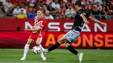 Donny van de Beek busca reconstruir su carrera después de mudarse a Girona durante el verano