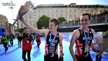 Triatlón Mundial Leeds 2017: Alistair Brownlee y Jonathan Brownlee celebran