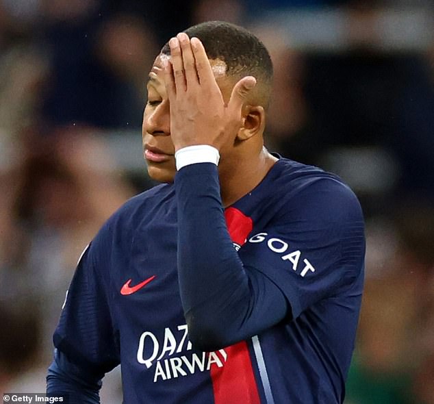 El PSG se ha negado a pagar a Kylian Mbappé 46 millones de libras en salarios impagos a pesar de que se le había ordenado hacerlo