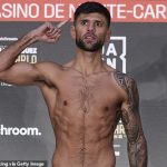 Al boxeador británico Joe Cordina (en la foto) se le ha negado cruelmente una oportunidad por el título mundial después de que su oponente estadounidense sufriera una lesión tardía en la mano.