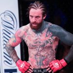 El ex luchador de Bellator y estrella de Geordie Shore, Aaron Chalmers, firma con BKFC