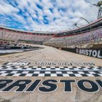 El huracán Helene destruye el cartel del Bristol Motor Speedway