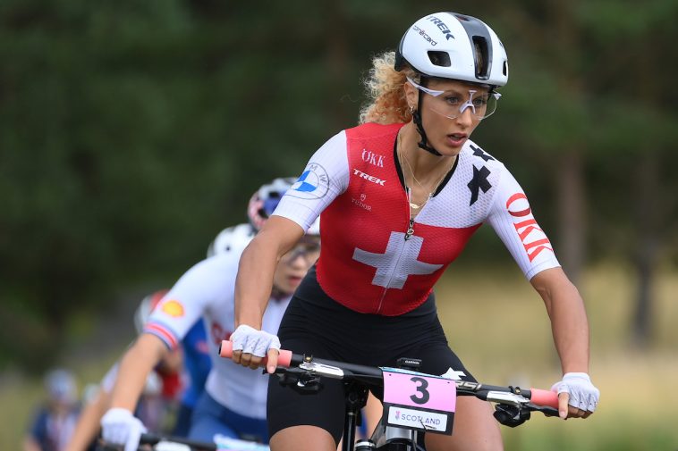 Jolanda Neff continúa su remontada en el primer Campeonato Mundial de Maratón MTB en EE. UU. con raquetas de nieve