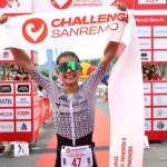 La estrella emergente Panagiotis Bitados consigue su cuarta victoria al ganar el Challenge Sanremo - Triatlón Hoy