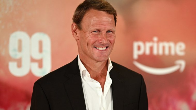 Teddy Sheringham cree que el holandés