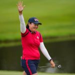 13 de septiembre de 2024; Gainesville, Virginia, EE. UU.; Allisen Corpuz, del equipo de EE. UU., reacciona al embocar un putt en el green 14 durante los partidos de Foursomes contra el equipo de Europa durante la primera ronda de la Copa Solheim 2024 en el Robert Trent Jones Golf Club. Crédito obligatorio: Aaron Doster-Imagn Images