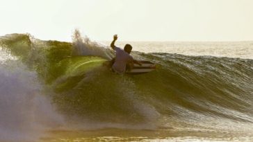 Natxo González y Oxbow juntos en el camino - SURFER RULE