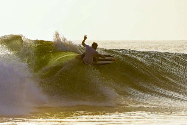 Natxo González y Oxbow juntos en el camino - SURFER RULE