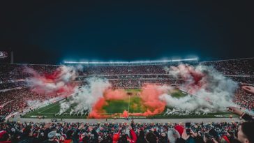 El Monumental. Prensa River.