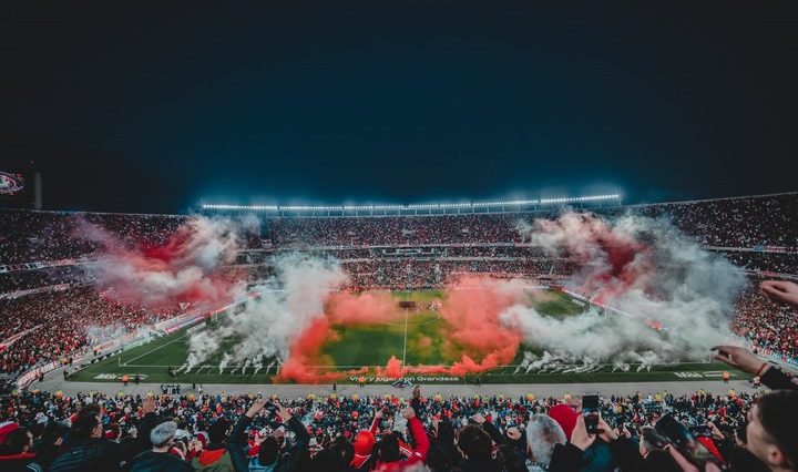 El Monumental. Prensa River.