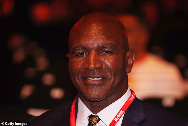 La leyenda del boxeo Evander Holyfield se acercó a KSI para una posible pelea con la estrella de YouTube