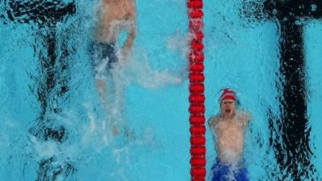 Schwimmer Topf ganó más de 50 metros Rücken a Medaille