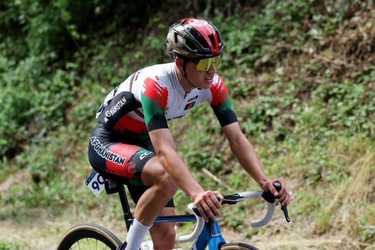 Tour de l'Ardèche: Fariba Hashimi gana la etapa 5 en solitario