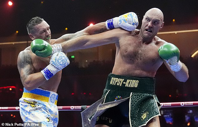 Oleksandr Usyk venció a Tyson Fury y se convirtió en campeón mundial indiscutible en mayo