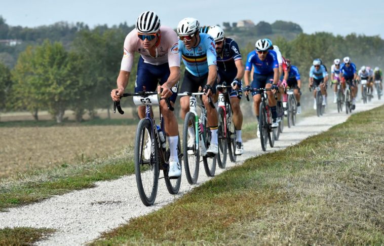 Un puesto comodín para Mathieu van der Poel 'guardado para él' en el equipo holandés del mundo de gravel