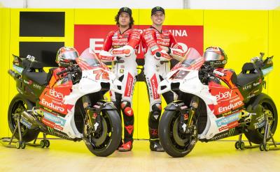 Fabio di Giannanantonio y Marco Bezzecchi con decoración especial de MotoGP de Indonesia 2024