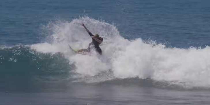 Youtube de Kai Lenny: Surfeando con John Florence en Trestles antes de las finales de la WSL y el Keiki Paddle