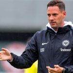 Eintracht Frankfurt con Schock: el entrenador juvenil se agita en Verkehrsunfall