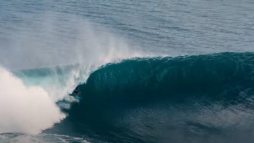 ¡SURFEAMOS LAS MEJORES OLAS DE BALI!