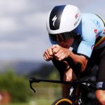 STIRLING ESCOCIA 11 DE AGOSTO Remco Evenepoel de Bélgica esprinta durante la contrarreloj individual élite masculina, una carrera de 478 km de Stirling a Stirling en el 96º Campeonato Mundial de Ciclismo UCI Glasgow 2023 Día 9 UCIWT el 11 de agosto de 2023 en Stirling Escocia Foto de Dean MouhtaropoulosGetty Images