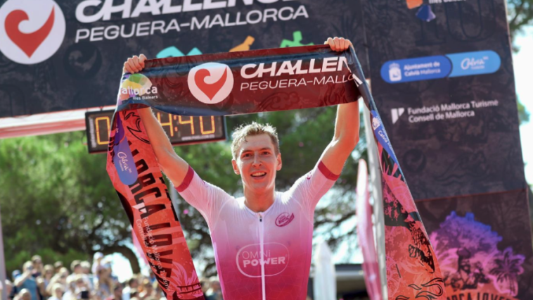 Batallas reñidas, récords rápidos y fuertes ganadores Challenge Mallorca: Tom Hug y Alanis Siffert victoriosos - Triatlón Hoy