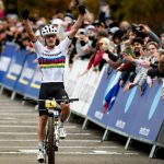 Copa del Mundo UCI MTB: Alan Hatherly se adjudica la victoria y la serie de cross-country masculino de élite en Mont-Sainte-Anne