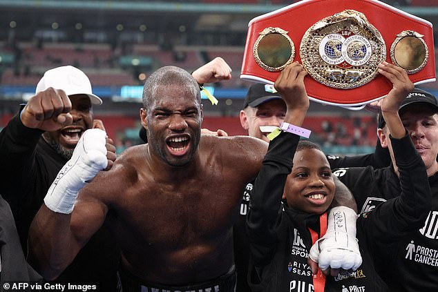 Daniel Dubois dice que Tyson Fury tiene lo necesario para vencer a Oleksandr Usyk el 21 de diciembre y revela cómo cree que el Rey Gitano debería abordar la revancha.