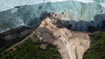 la ola de uluwatu en peligro