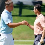 Bryson DeChambeau y Rory McIlroy, vistos aquí en 2020, se encontrarán una vez más en el campo de golf este diciembre. (Tom Pennington/Getty Images)