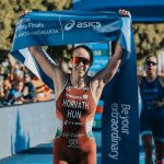 Karolina Horváth gana el mundial sub23 WTCS Torremolinos 2024 crédito de la foto World Triathlon