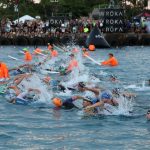 Salida de natación Campeonato Mundial IRONMAN Kona 2024 crédito de la foto Tony Svensson IRONMAN