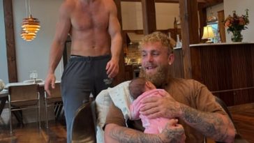 Jake Paul ha celebrado convertirse en tío compartiendo fotos con su sobrina en Instagram.