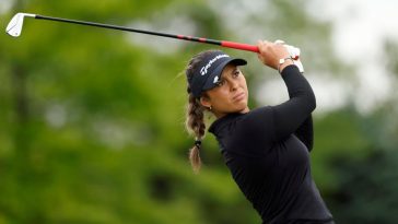 JERSEY CITY, NUEVA JERSEY – 18 DE MAYO: Yana Wilson de los Estados Unidos juega su tiro desde el cuarto tee durante la tercera ronda del Mizuho Americas Open en Liberty National Golf Club el 18 de mayo de 2024 en Jersey City, Nueva Jersey. (Foto de Sarah Stier/Getty Images)